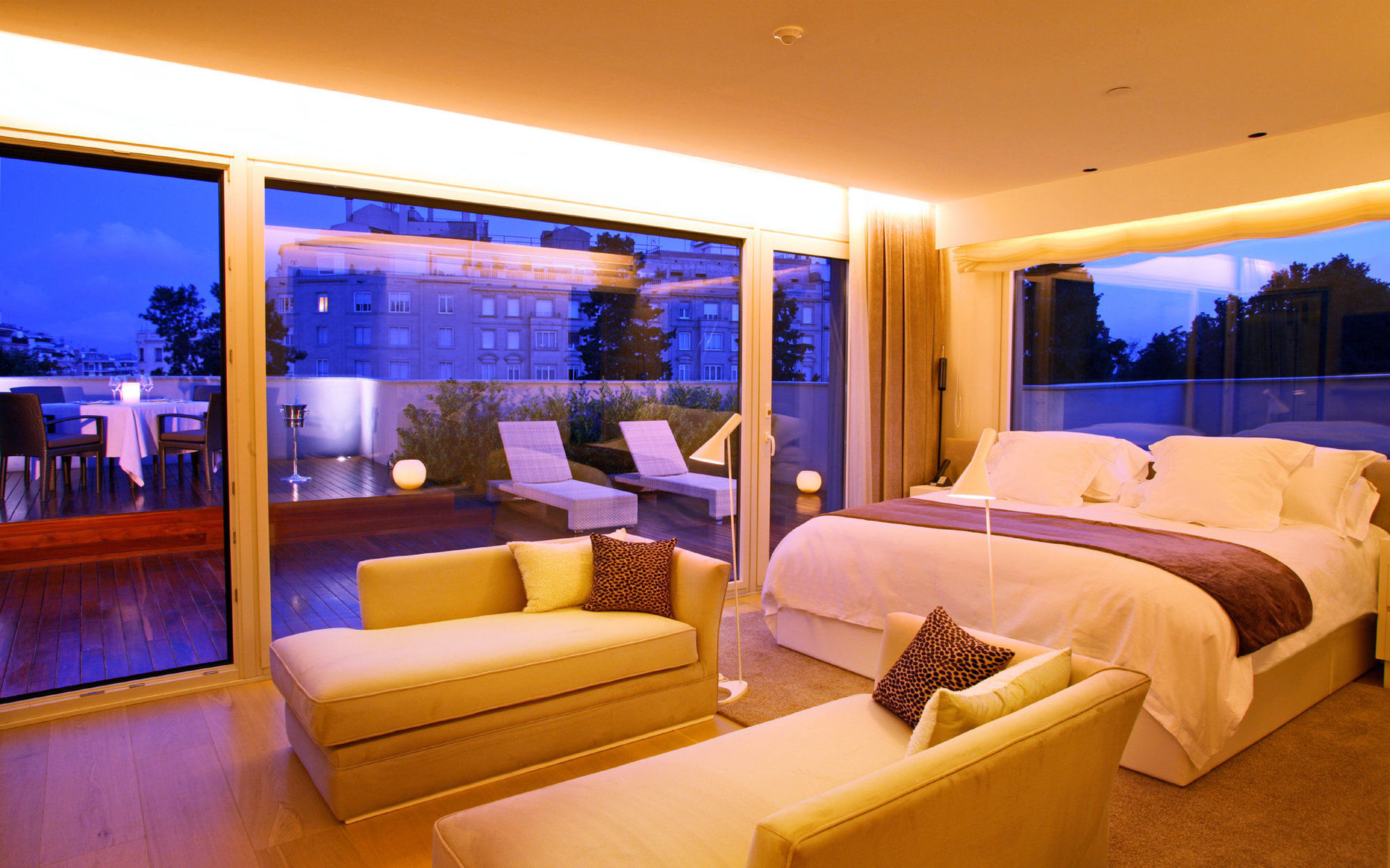 Abac Restaurant Hotel Barcelona Gl Monumento Номер фото